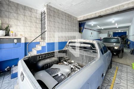 Casa à venda com 600m², 3 quartos e 8 vagas Casa à venda com 600m², 3 quartos e 8 vagasGaragem