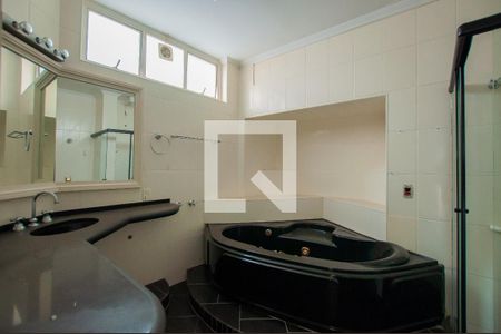 Apartamento à venda com 418m², 3 quartos e sem vagaBanheiro Corredor