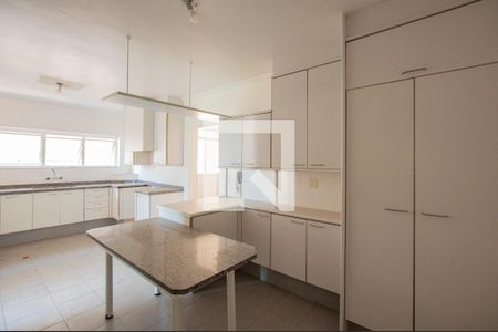 Apartamento à venda com 418m², 3 quartos e sem vagaCozinha