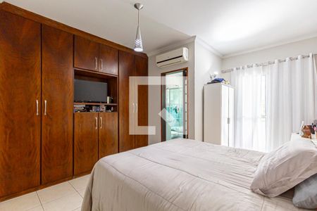 Casa à venda com 137m², 4 quartos e 2 vagas Casa à venda com 137m², 4 quartos e 2 vagasSuite