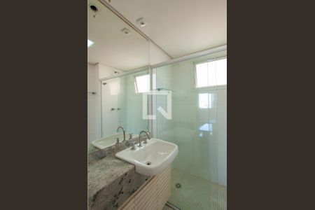 Apartamento para alugar com 75m², 2 quartos e 2 vagasBanheiro Corredor