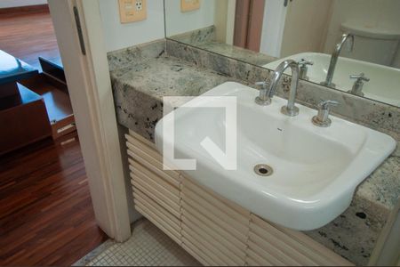 Apartamento para alugar com 75m², 2 quartos e 2 vagasBanheiro Corredor
