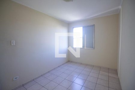 Quarto 1 de apartamento para alugar com 2 quartos, 56m² em Vila Irmãos Arnoni, São Paulo