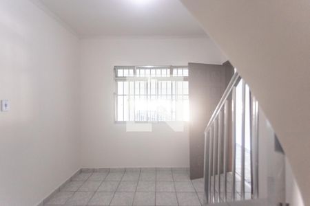 Sala de estar de casa à venda com 3 quartos, 200m² em Ferrazópolis, São Bernardo do Campo