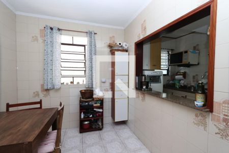 Casa à venda com 300m², 3 quartos e 4 vagasCopa
