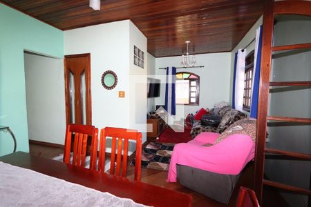 Sala de casa à venda com 3 quartos, 300m² em Vila Califórnia, São Paulo