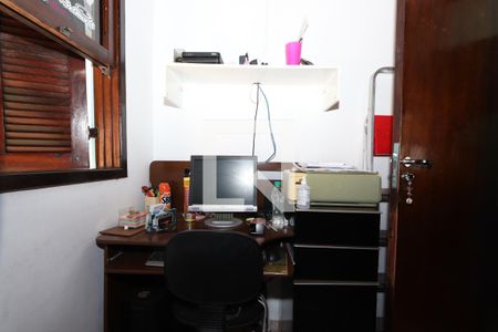 Casa à venda com 300m², 3 quartos e 4 vagasQuarto