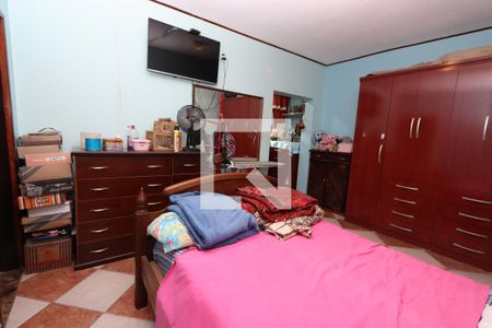 Casa à venda com 300m², 3 quartos e 4 vagasSuíte 2