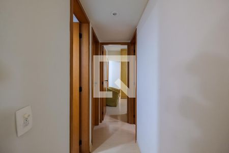 Corredor de apartamento à venda com 3 quartos, 88m² em Vila Isabel, Rio de Janeiro