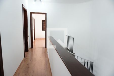 Corredor de casa à venda com 4 quartos, 200m² em Vila Mariana, São Paulo