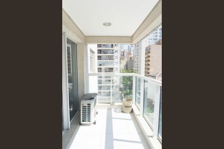 Apartamento para alugar com 34m², 1 quarto e 1 vagaSacada