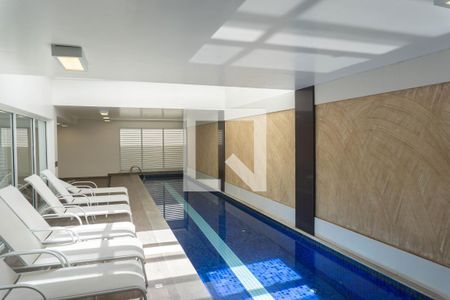 Apartamento para alugar com 34m², 1 quarto e 1 vagaÁrea comum - Piscina