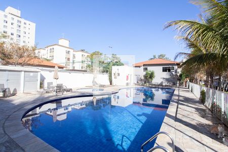 Apartamento para alugar com 52m², 2 quartos e 1 vagaÁrea comum - Piscina