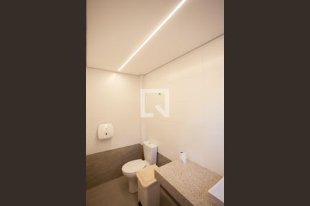 Apartamento para alugar com 52m², 2 quartos e 1 vagaÁrea comum - Banheiro do Salão de festas