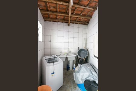 Casa à venda com 139m², 3 quartos e 2 vagas Casa à venda com 139m², 3 quartos e 2 vagasÁrea de Serviço