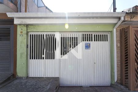 Casa à venda com 139m², 3 quartos e 2 vagas Casa à venda com 139m², 3 quartos e 2 vagasFachada