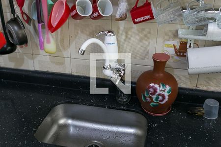 Casa à venda com 139m², 3 quartos e 2 vagas Casa à venda com 139m², 3 quartos e 2 vagasCozinha