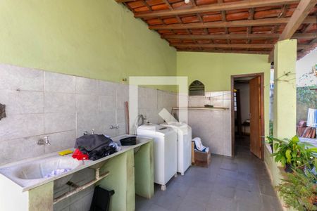 Casa à venda com 240m², 4 quartos e 4 vagasÁrea de Serviço