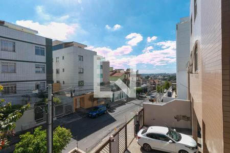 Casa à venda com 240m², 4 quartos e 4 vagasVista