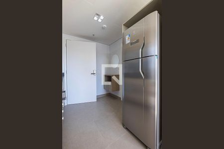 Studio de kitnet/studio à venda com 1 quarto, 30m² em Jardim das Bandeiras, São Paulo