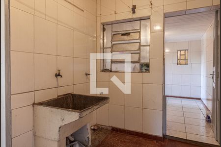 Casa para alugar com 30m², 2 quartos e sem vaga Casa para alugar com 30m², 2 quartos e sem vagaárea de serviço_1