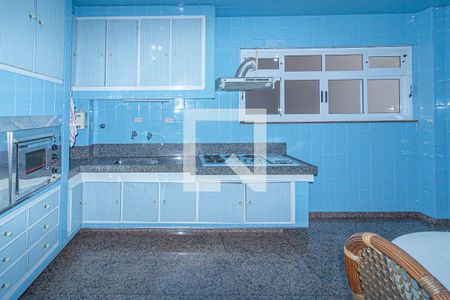 Apartamento para alugar com 240m², 3 quartos e 3 vagasCozinha