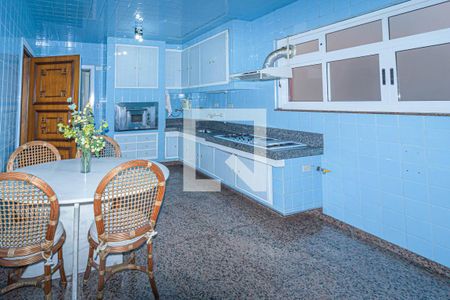 Apartamento para alugar com 240m², 3 quartos e 3 vagasCozinha