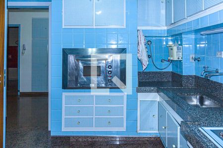 Apartamento para alugar com 240m², 3 quartos e 3 vagasCozinha