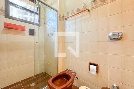 Apartamento para alugar com 180m², 3 quartos e 2 vagasBanheiro 2