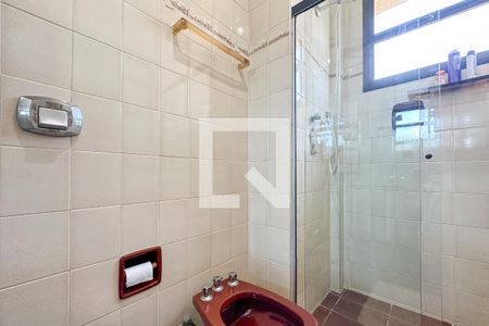 Apartamento para alugar com 180m², 3 quartos e 2 vagasBanheiro 3