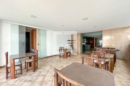 Apartamento para alugar com 180m², 3 quartos e 2 vagasÁrea comum - Salão de festas