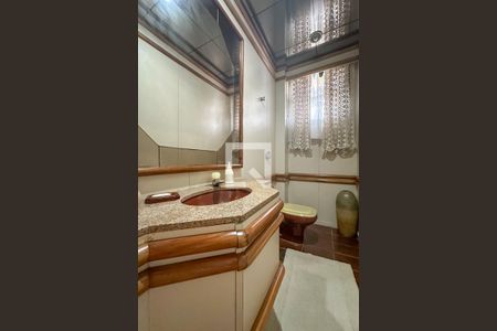 Apartamento para alugar com 180m², 3 quartos e 2 vagasLavabo