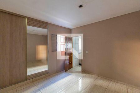 Suíte  de casa para alugar com 1 quarto, 60m² em Jardim Laone, São Paulo