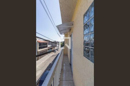 Varanda Sala de casa para alugar com 1 quarto, 60m² em Jardim Laone, São Paulo