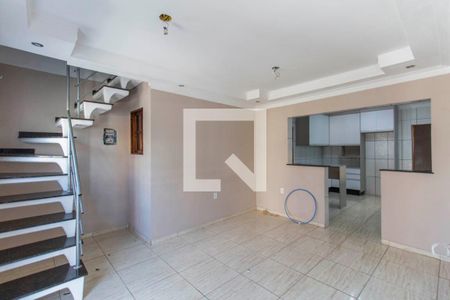Sala de casa para alugar com 1 quarto, 60m² em Jardim Laone, São Paulo