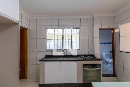 Cozinha de casa para alugar com 1 quarto, 60m² em Jardim Laone, São Paulo