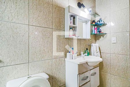 Casa à venda com 300m², 3 quartos e 2 vagas Casa à venda com 300m², 3 quartos e 2 vagasBanheiro Social