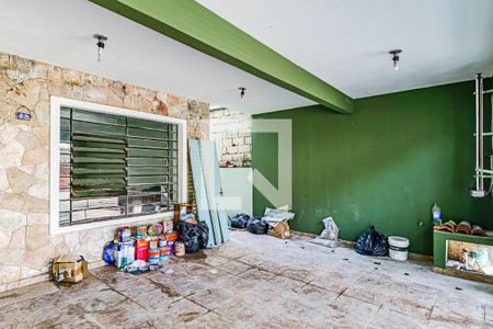 Casa à venda com 300m², 3 quartos e 2 vagas Casa à venda com 300m², 3 quartos e 2 vagasGaragem