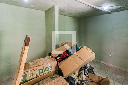 Casa à venda com 300m², 3 quartos e 2 vagas Casa à venda com 300m², 3 quartos e 2 vagasDepósito