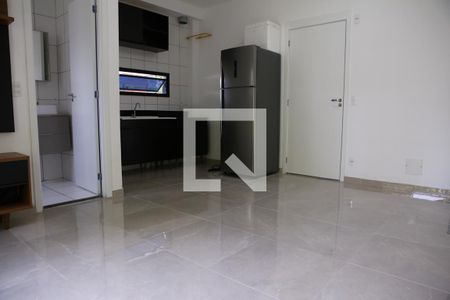 Sala/Cozinha de kitnet/studio para alugar com 1 quarto, 26m² em Jardim Panorama, São Paulo