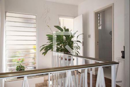 Casa para alugar com 197m², 3 quartos e 4 vagas Casa para alugar com 197m², 3 quartos e 4 vagasCorredor do 2° Piso