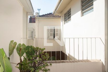 Casa para alugar com 197m², 3 quartos e 4 vagas Casa para alugar com 197m², 3 quartos e 4 vagasVaranda do Corredor do 2° Piso