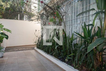 Casa para alugar com 197m², 3 quartos e 4 vagas Casa para alugar com 197m², 3 quartos e 4 vagasFrente da Casa (Interna)
