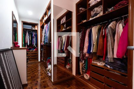 Closet da suíte 2 de apartamento à venda com 2 quartos, 138m² em Jardins, São Paulo