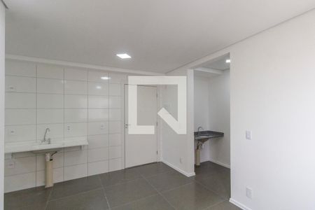 Apartamento para alugar com 40m², 2 quartos e sem vagaSala e Cozinha Integrada