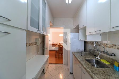 Apartamento à venda com 58m², 1 quarto e 1 vagaCozinha