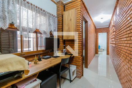Corredor de casa à venda com 3 quartos, 137m² em Menino Deus, Porto Alegre