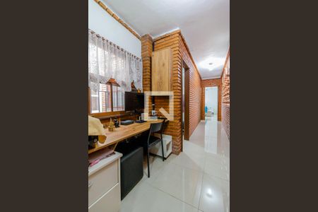 Corredor de casa à venda com 3 quartos, 137m² em Menino Deus, Porto Alegre