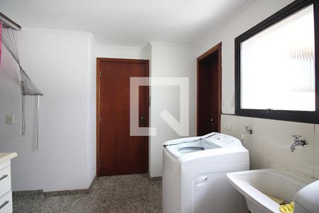 Apartamento à venda com 238m², 4 quartos e 4 vagasÁrea de Serviço