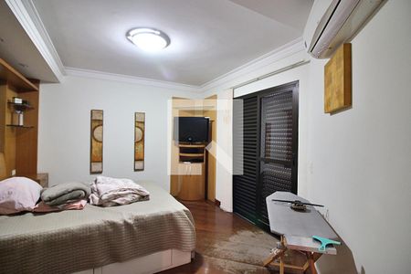 Apartamento à venda com 238m², 4 quartos e 4 vagasSuíte 2